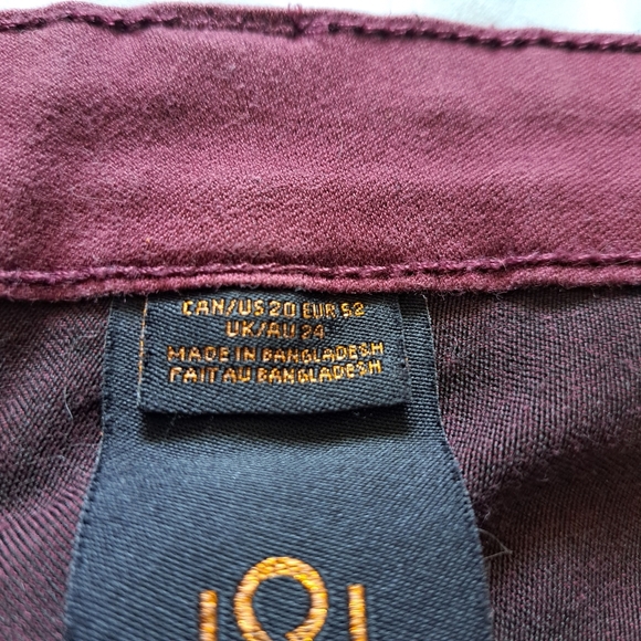 Love & Legend | Red burgundy women's straight leg jegging jean - Picture 11 of 13